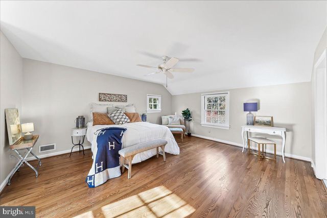 801 ESSEX RD, Wilmington, DE 19807