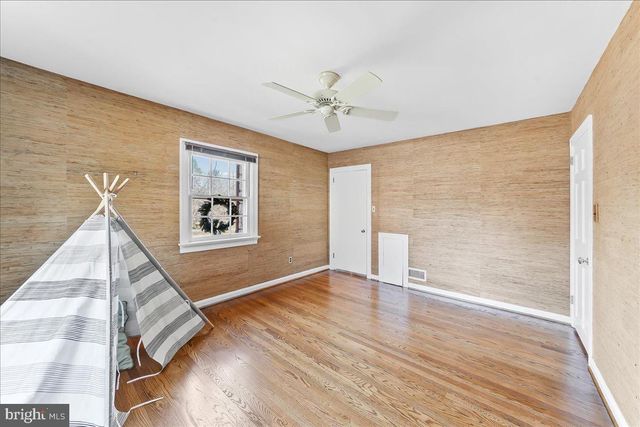 801 ESSEX RD, Wilmington, DE 19807