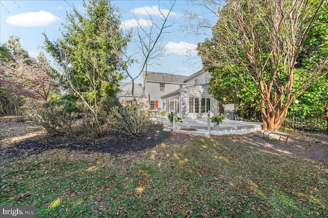 801 ESSEX RD, Wilmington, DE 19807