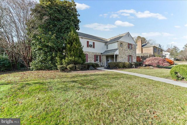 801 ESSEX RD, Wilmington, DE 19807