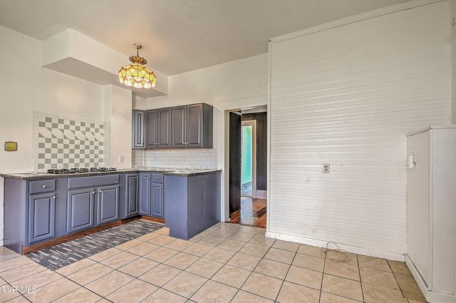 713 Ash Street, Bristol, TN 37620