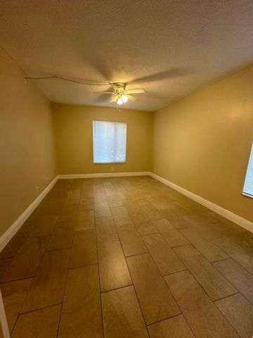202 Foxtail Drive A1, Greenacres, FL 33415