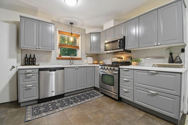 3015 Oaklawn Street, Columbus, OH 43224