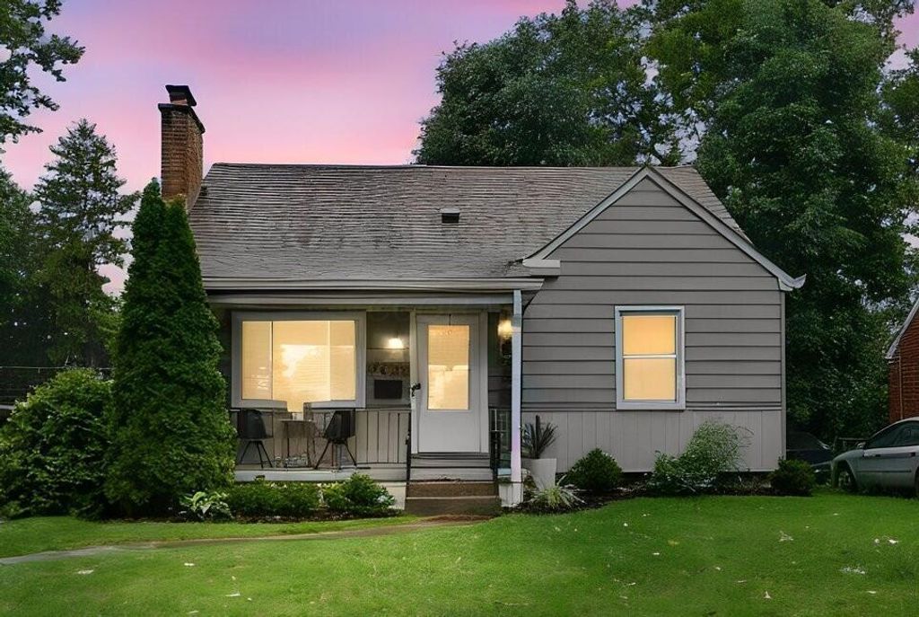 3015 Oaklawn Street, Columbus, OH 43224