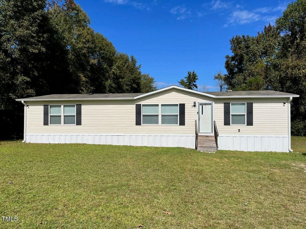 3980 Godwin Lake Road, Benson, NC 27504
