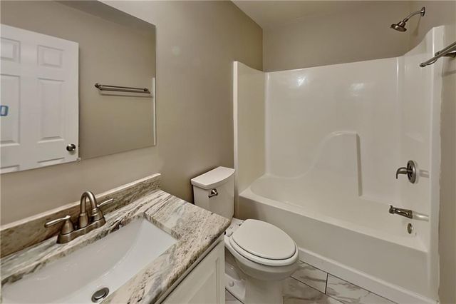 2318 Wavetree Lane NW, Acworth, GA 30101