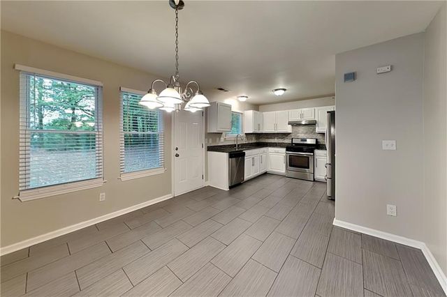 2318 Wavetree Lane NW, Acworth, GA 30101