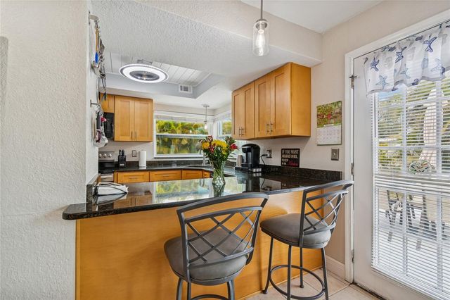 605 25TH STREET SW, Largo, FL 33770