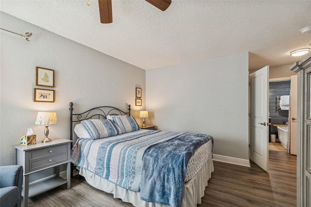 605 25TH STREET SW, Largo, FL 33770