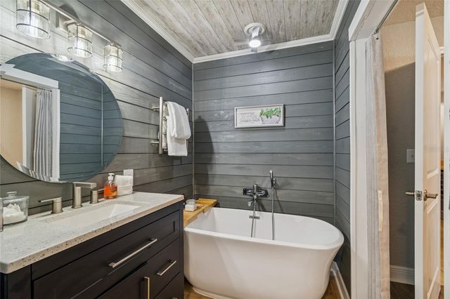 605 25TH STREET SW, Largo, FL 33770