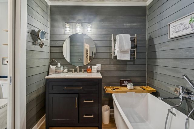 605 25TH STREET SW, Largo, FL 33770