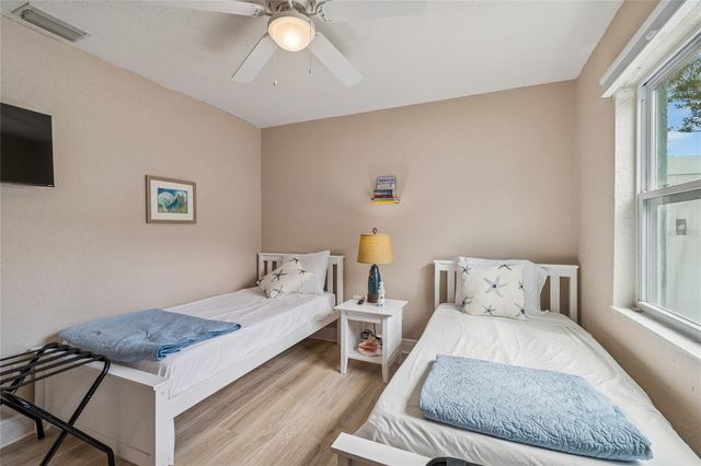 605 25TH STREET SW, Largo, FL 33770