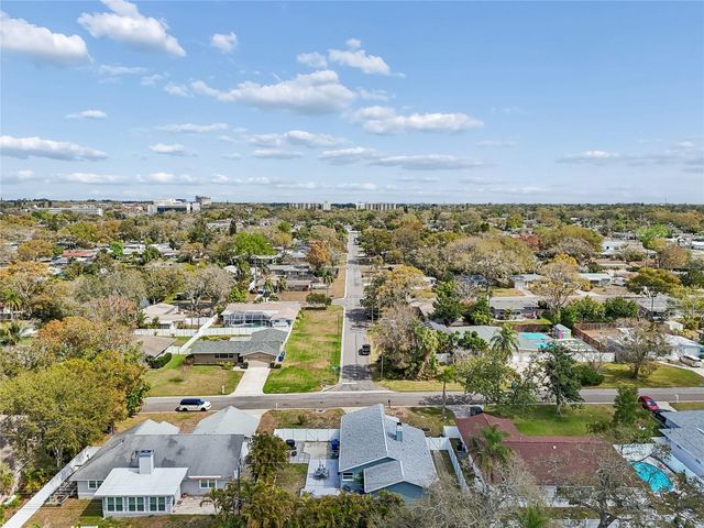 605 25TH STREET SW, Largo, FL 33770