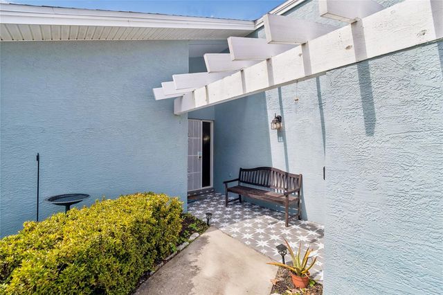 605 25TH STREET SW, Largo, FL 33770