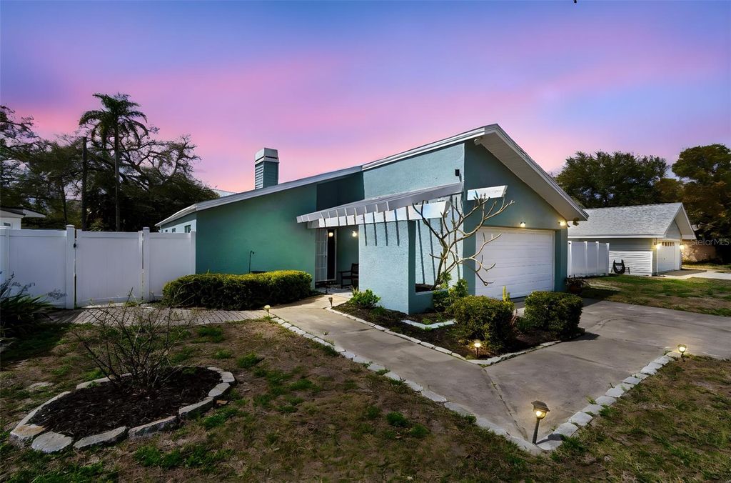 605 25TH STREET SW, Largo, FL 33770