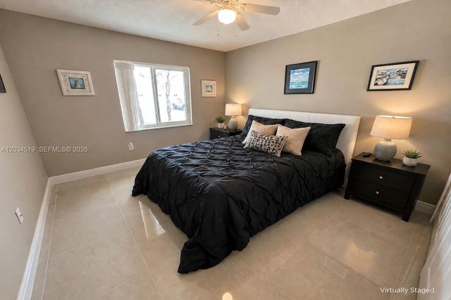 414 SW 177th Ave, Pembroke Pines, FL 33029
