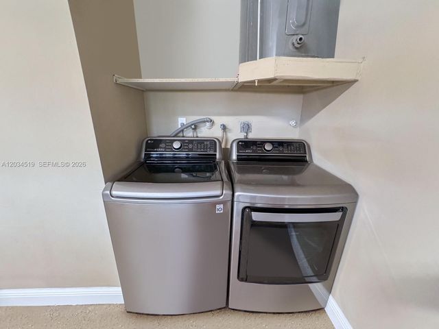 414 SW 177th Ave, Pembroke Pines, FL 33029