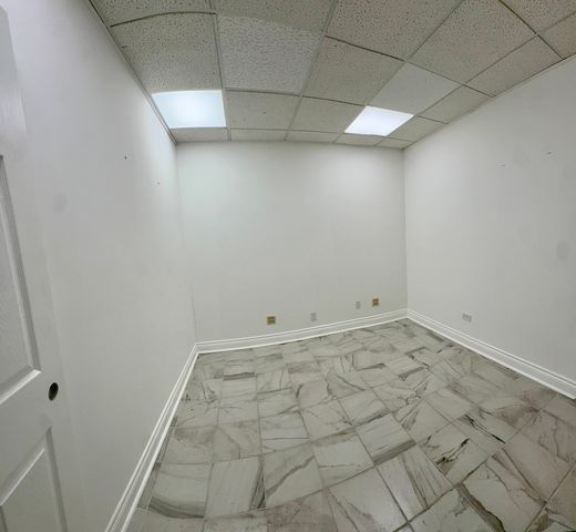 4701 Midlothian Turnpike 31, Crestwood, IL 60418