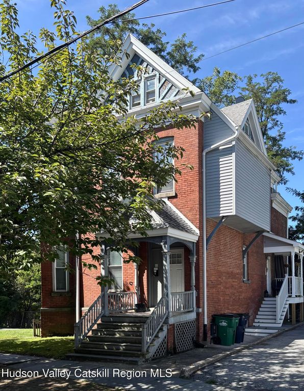 28 S Clover Street 4, Poughkeepsie, NY 12601