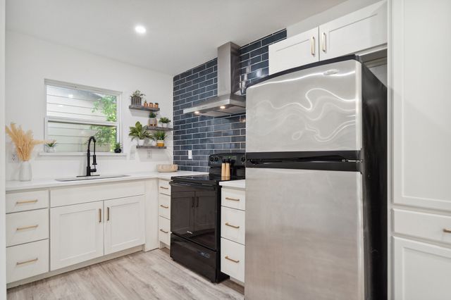 3005 Pate Drive, Fort Worth, TX 76105