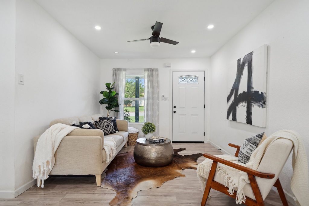 3005 Pate Drive, Fort Worth, TX 76105