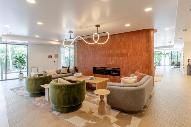 2209 S 1st ST 220, Austin, TX 78704