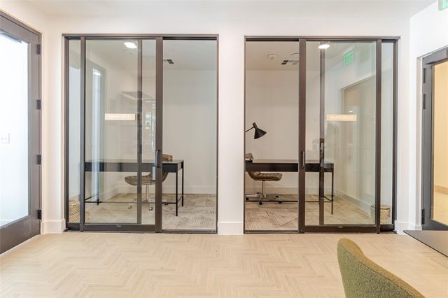 2209 S 1st ST 220, Austin, TX 78704