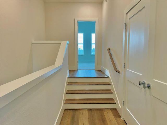 5624 Bertellis Lane, Houston, TX 77091