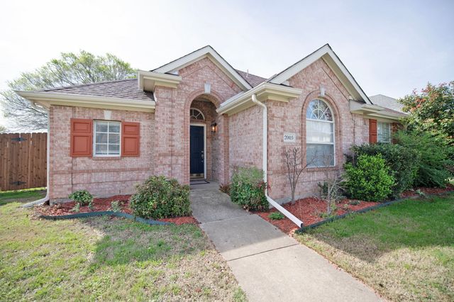 2005 Reddenson Drive, Carrollton, TX 75010