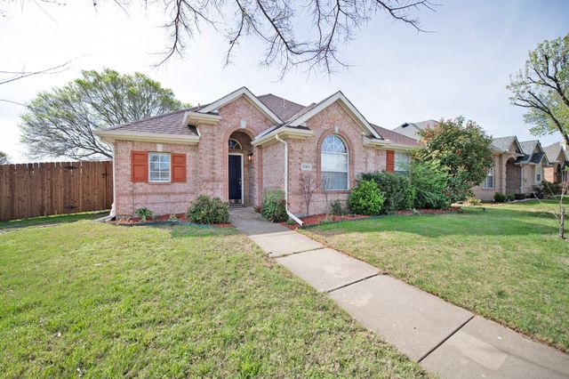 2005 Reddenson Drive, Carrollton, TX 75010