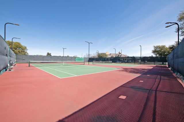 2005 Reddenson Drive, Carrollton, TX 75010