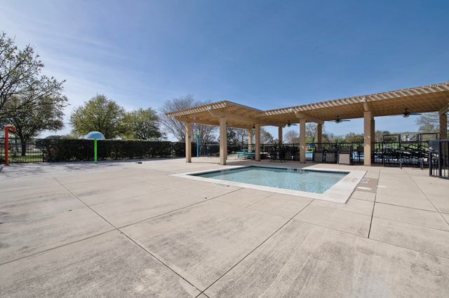 2005 Reddenson Drive, Carrollton, TX 75010