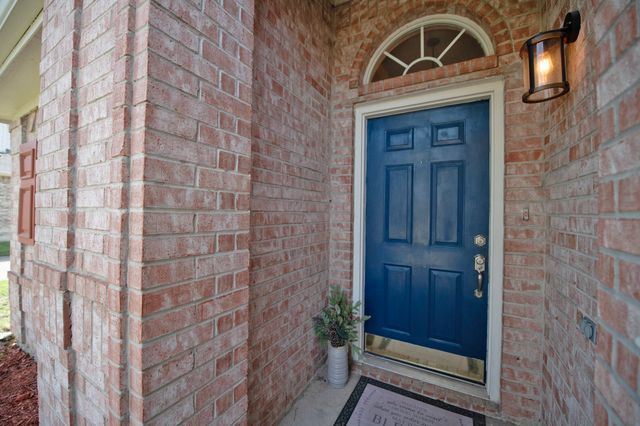 2005 Reddenson Drive, Carrollton, TX 75010