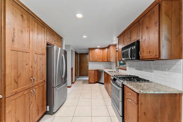 1173 ST LAWRENCE DRIVE, Green Bay, WI 54311