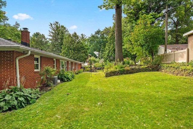 1173 ST LAWRENCE DRIVE, Green Bay, WI 54311