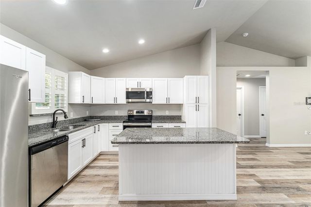 4422 NW 20TH TERRACE, Gainesville, FL 32605