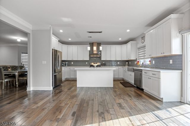 767 Coolidge Ave, Woodbridge Twp., NJ 07095