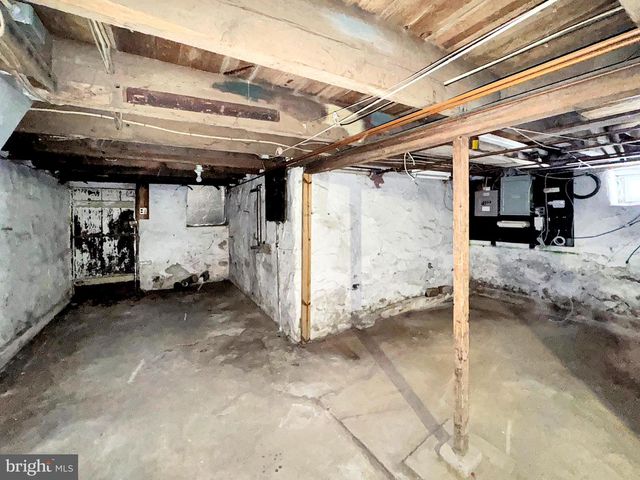 10 MILL LN, Linfield, PA 19468