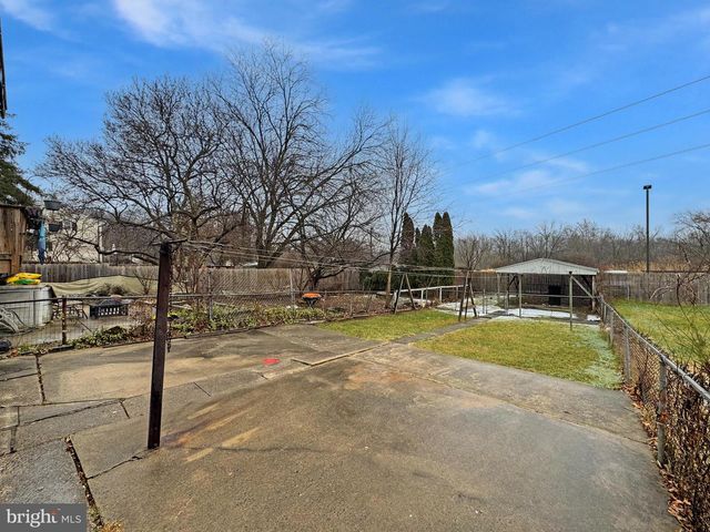 10 MILL LN, Linfield, PA 19468