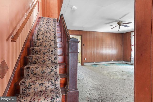 10 MILL LN, Linfield, PA 19468