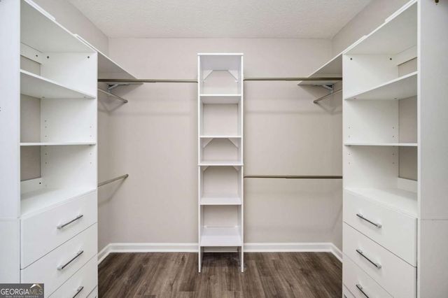 3230 Deer Valley Drive NW, Acworth, GA 30101