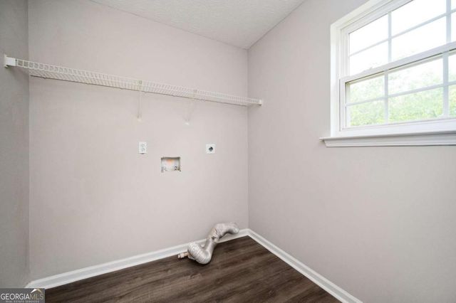 3230 Deer Valley Drive NW, Acworth, GA 30101