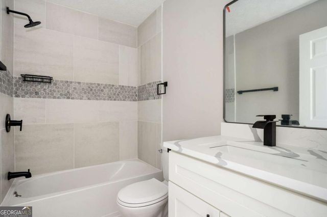 3230 Deer Valley Drive NW, Acworth, GA 30101