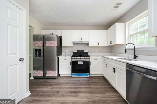 3230 Deer Valley Drive NW, Acworth, GA 30101