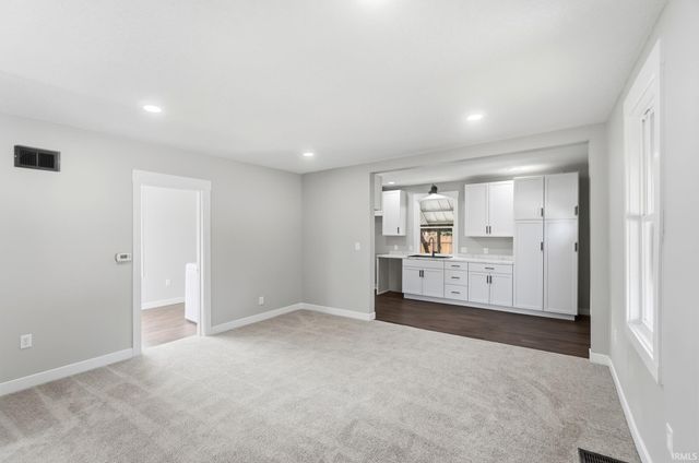 455 W Maple Grove Avenue, Fort Wayne, IN 46807