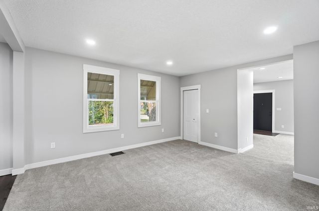 455 W Maple Grove Avenue, Fort Wayne, IN 46807