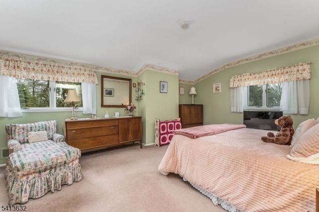 14 Ramsey Rd, Clinton Twp., NJ 08833