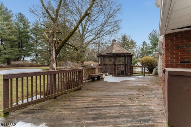 14 Ramsey Rd, Clinton Twp., NJ 08833