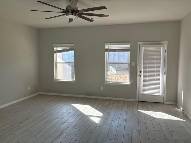 319 Harbor Forest Lane, Conroe, TX 77316