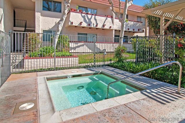 8625 Lake Murray Blvd 5, San Diego, CA 92119